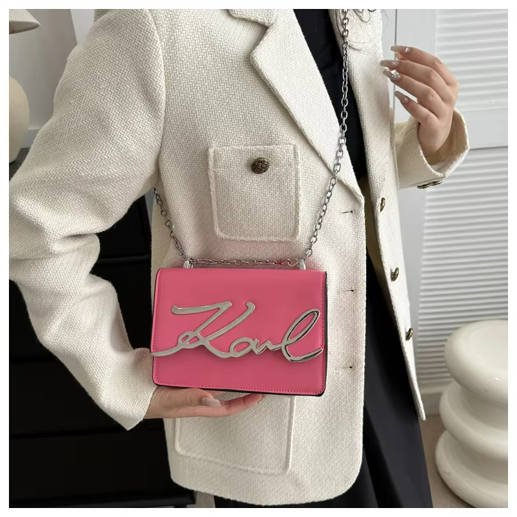 Large Capacity Luxurious PU Leather Women's Shoulder Tote Bag for Sophisticated Women