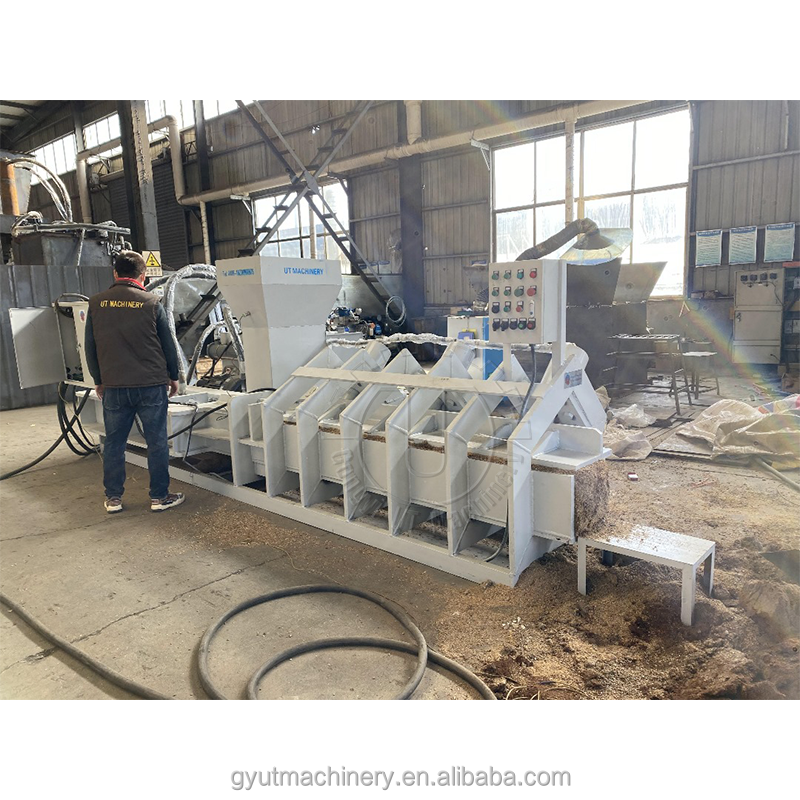 Chopped Straw Corn Silage Wood Shavings Wood Sawdust Cocopeat Baler Packaging Type Bags