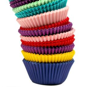 China colorful greaseproof cake cup Wholesales wholesale