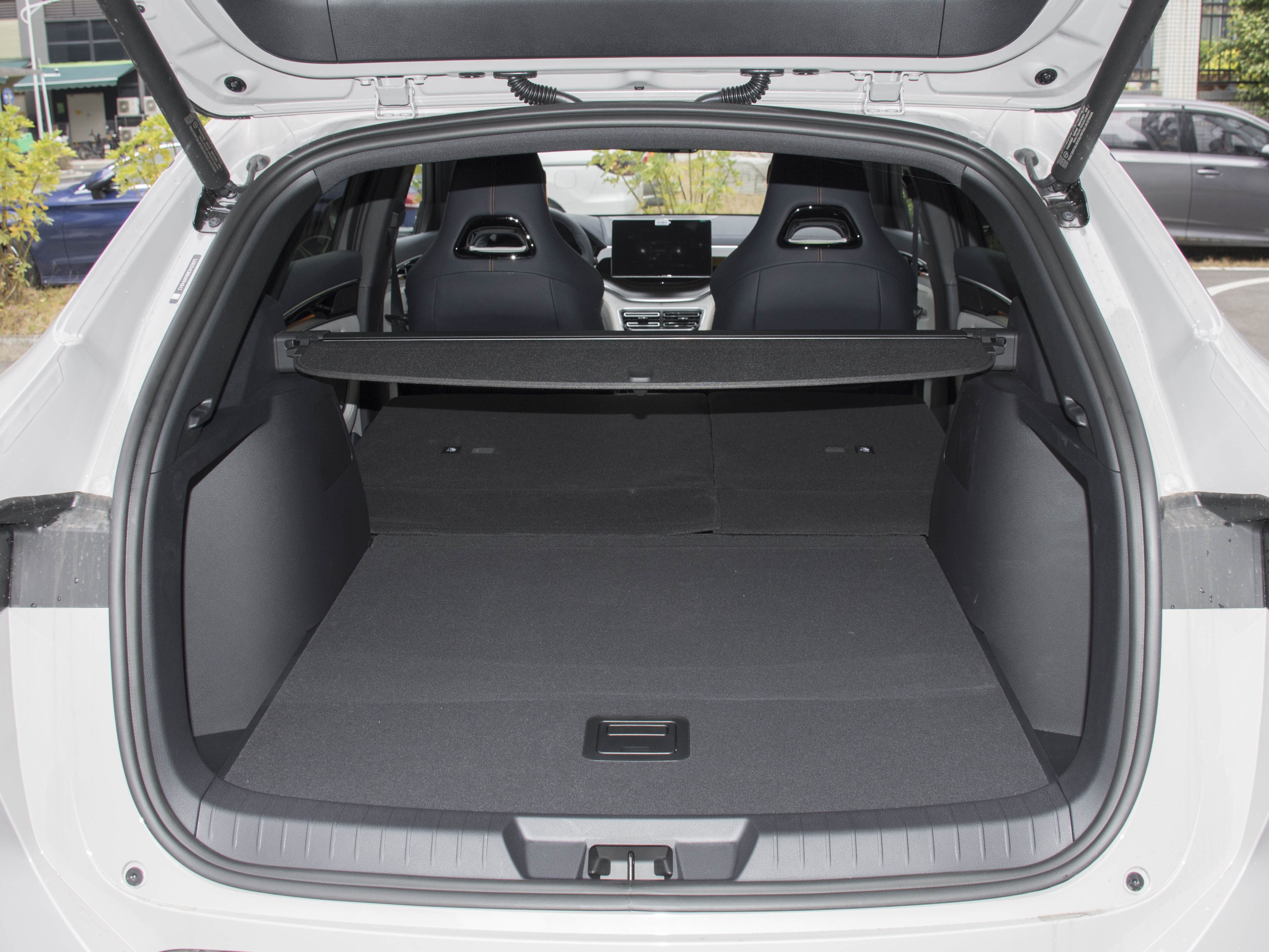 2024 BYD Song Plus EV Champion Edition 605KM Dm-i Flagship NEV 4785x1890x1660mm 1920kg Made in Electric Cars