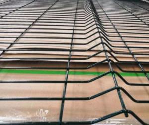 China Easily Assembled 3D Wire Mesh Fence 200*50mm Welded Wire Farm Fence wholesale