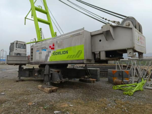 ZCC1800H 2018 Years Zoomlion Mobile Crane 180 Tons for Heavy-Duty Construction