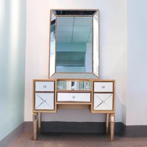 China Unique design bedroom furniture sparkly mirrored dresser 5 drawers dressing table with round stool wholesale