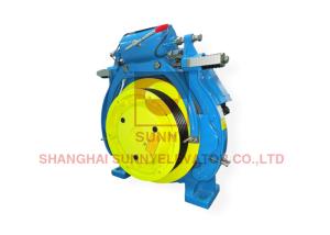 China Gearless Traction Machine For 400mm Sheave 32 Poles Block Brake DC110V Brake Voltage 6300kg-1600kg Capacity wholesale