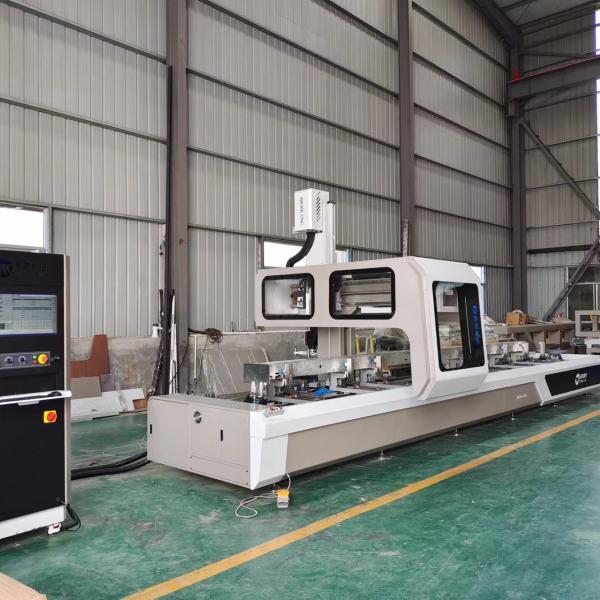 Four Axis Automatic Alloy CNC Machining Centre For Making Room House Curtain