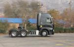 Black Sinotruk Howo Tractor 6x4 Trucks For Normal / Tough Roads ZZ4257V3247N1B