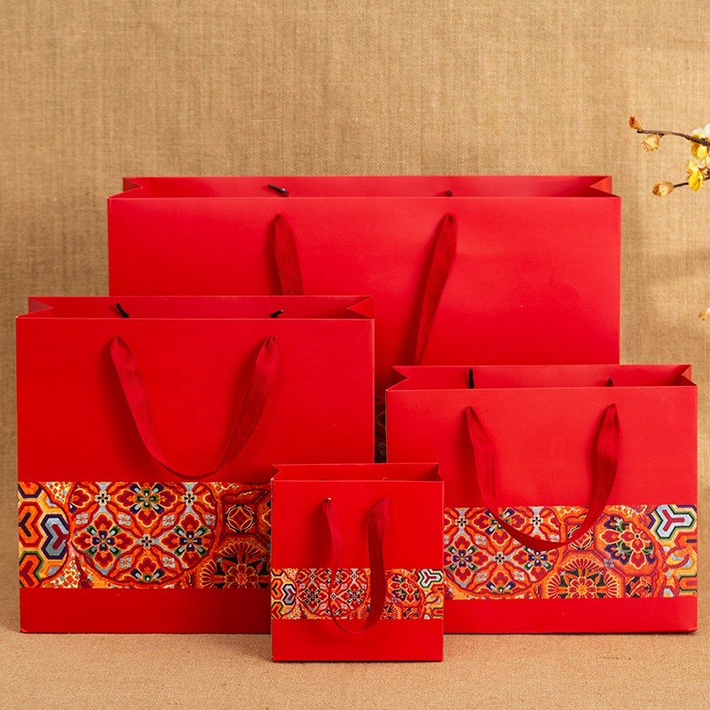 Custom Design Logo Red Exquisite Special Paper Packaging Bag Shopping Gift Bags With Handle