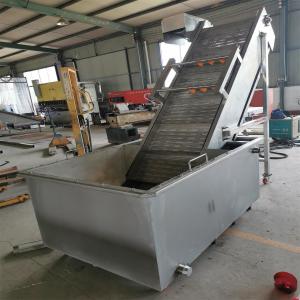 China Oil-Resistant Flat Top Chain Conveyor System Used In Beverage Bottle wholesale