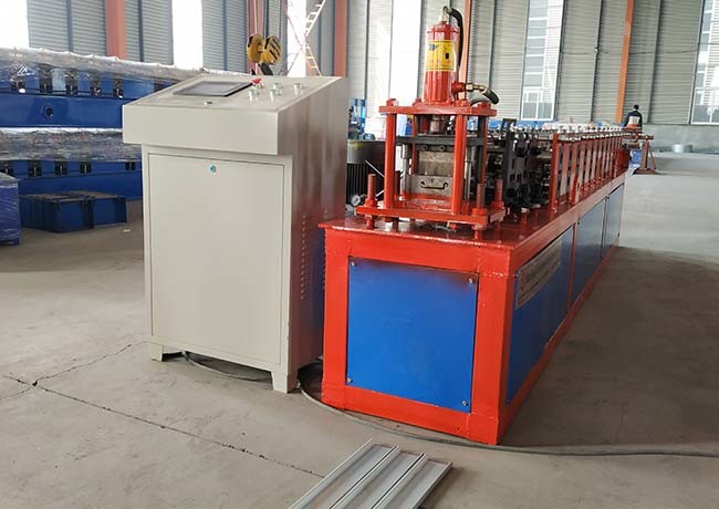 Cold Steel Shop Automatic Rolling Shutter Machine Shaft Diameter 52mm CE Certification