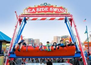 China Double Sided Pirate Ship Amusement Ride With Dynamic Music And Gorgeous Lights wholesale