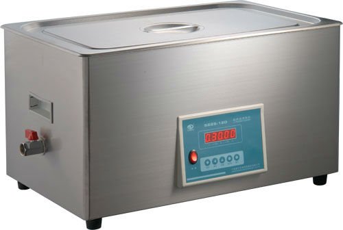 Ultrasonic cleaning machine