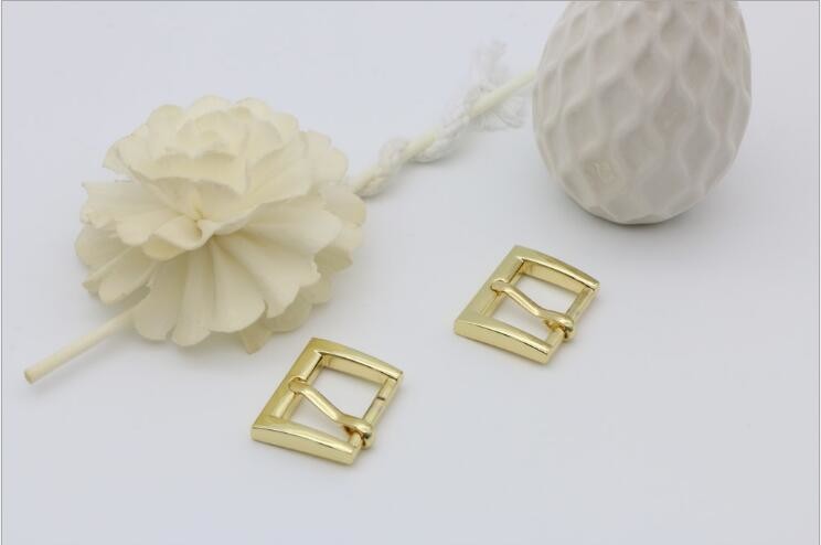 Fashion design 12*22 cm gold color rectangle shape metal box purse frame