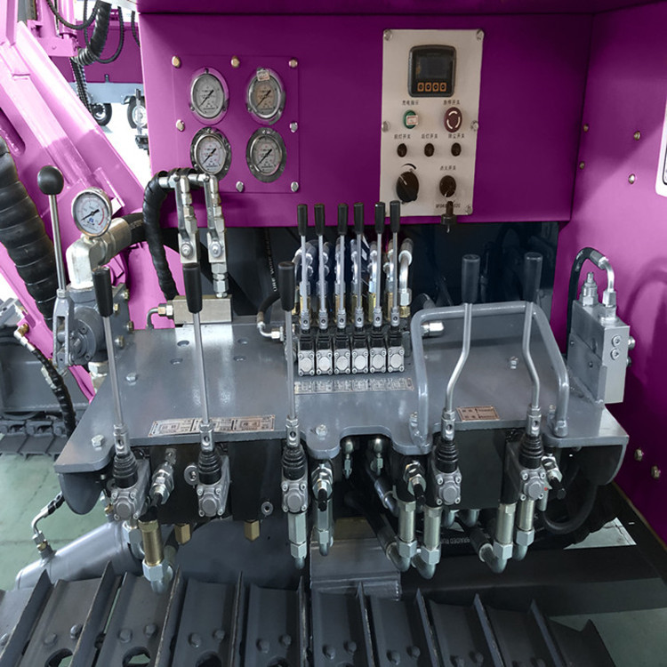 Hydraulic Screw Pile Driver Solar Piling Machinery Vibratory Pile Driver Machine For Sale