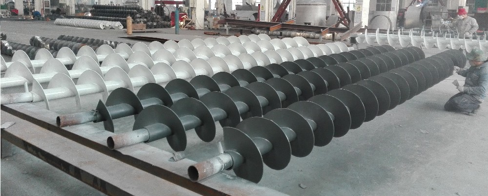 Rotation Sludge Screw Conveyor Stainless Steel Ceramic Industry Support