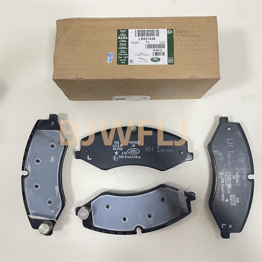 LR051626 LR134700 Brake Pads Front for 2010 Land Rover Range Sport 13-15