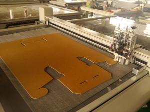 China Stable Carton Box Making Machine Equipped Safety Guard System Avoid Injury wholesale