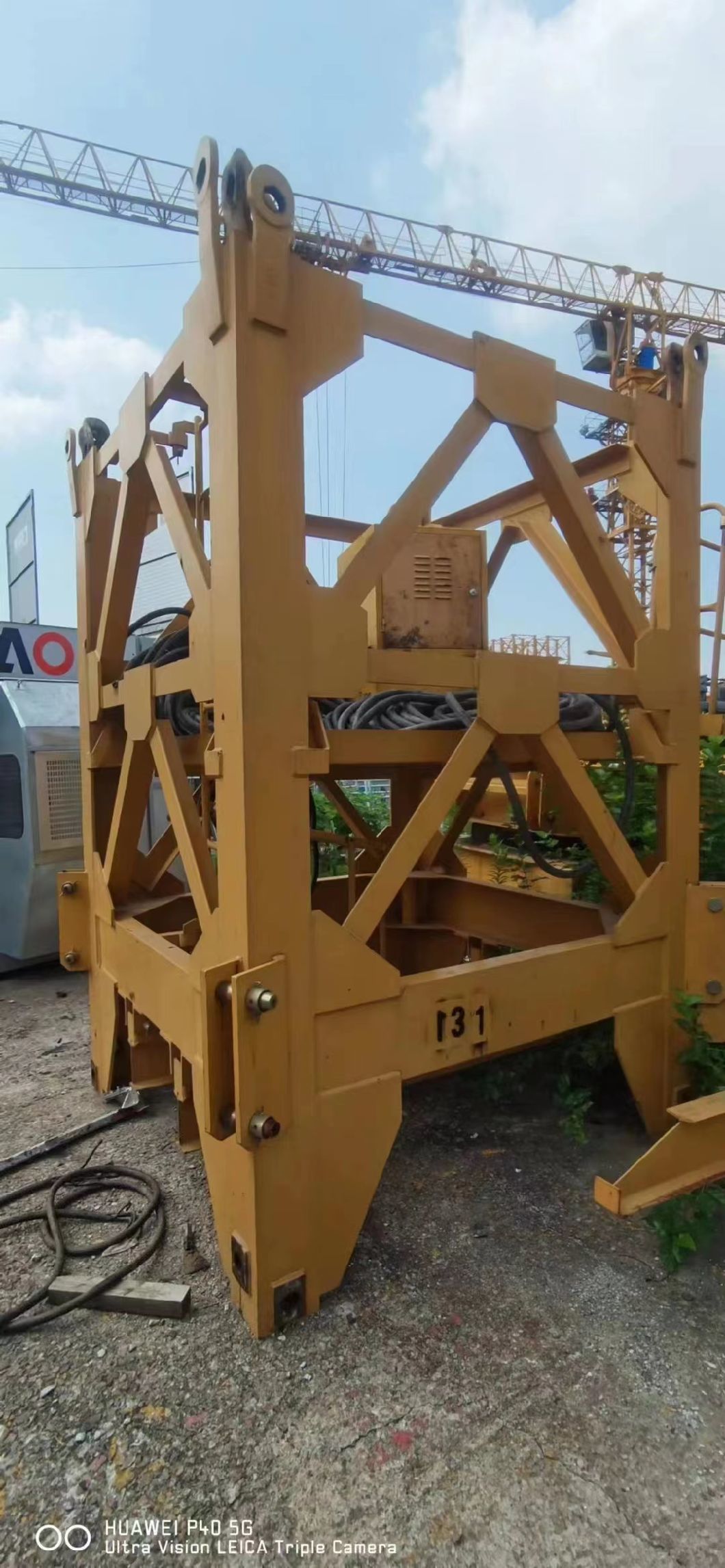 Famous Branded Used Tower Crane 7022 in Perfect Working State Luffing Crane