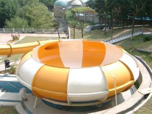 China Durable Giant Space Bowl Slide Custom Aqua Park Equipment 12 Meter Tower wholesale