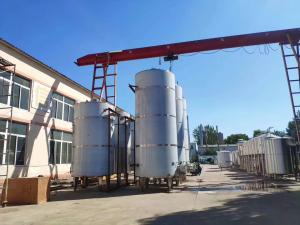 China Wine Fermenter Fruit Wine Jacketed Fermentation Tank With Insulation Or Not wholesale