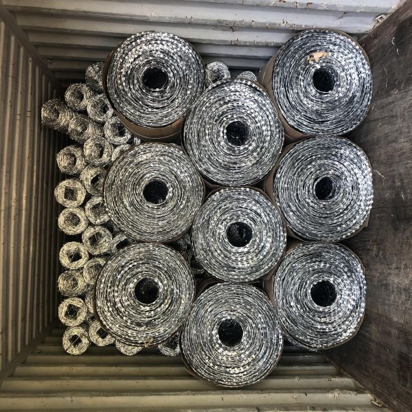Hot Dip Galvanized Barbed Razor Wire with 2.5mm Wire Diameter for Protective Construction