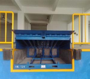 China Mechanical Door Seal Loading Dock Leveler Electric Push Button Hydraulic on sale