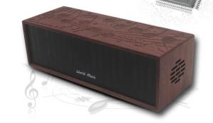 China Bamboo / Walnut Portable Wooden Bluetooth Speaker Personalized Drawing Available wholesale