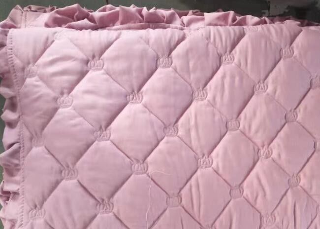 Multi Needle Quilting Bed Sheet Making Machine With Border Trimming