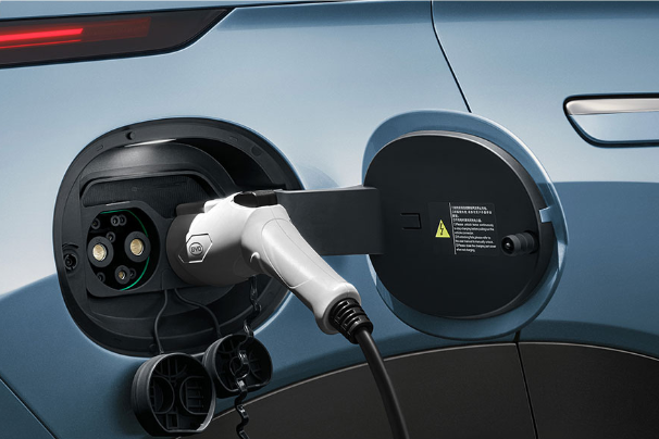 2023 BYD Frigate 07 DM-P 175km 4WD Plug-in Hybrid Electric Energy Car Adults Vehicle