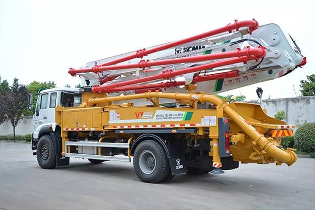 High Concrete Pump Truck Mounted 37m Concrete Pump