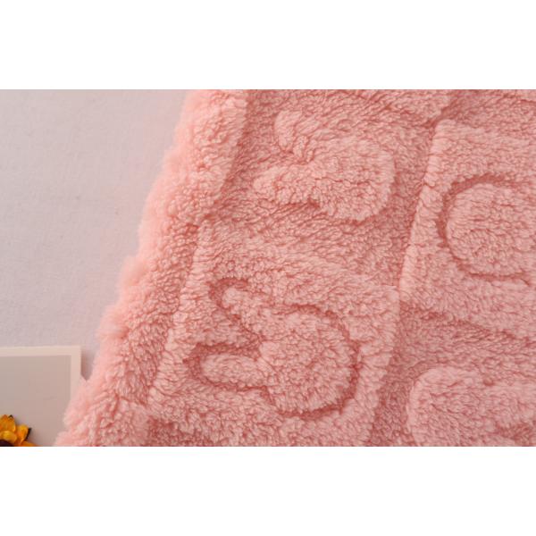 Eco-friendly Rabbit Pattern 100% Soft Polyester Jacquards Fabrics Shu Velveteen Sherpa Cotton Fabrics for Clothing for Home Blanket Textile