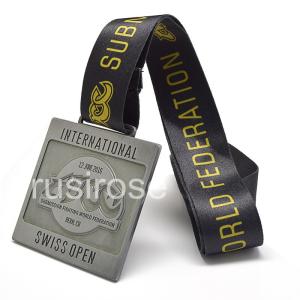 China Plating ancient silver medal with black ribbon, low price promotion medal of honor, welcome advice wholesale