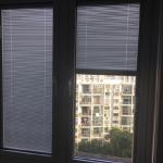 Vertical Opening Aluminium Double Glazed Venetian Blinds Window for Insulated
