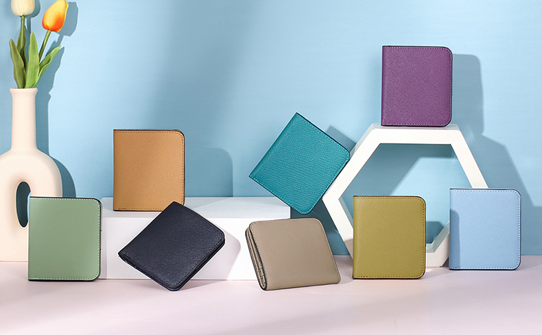Small Women's RFID Blocking Bifold Wallet with ID Window Genuine Leather Mini Pocket Purse
