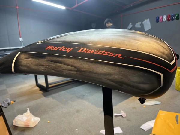 INCA Customization GS001 Water drop style motorcycle tank Fitment Softail 2018