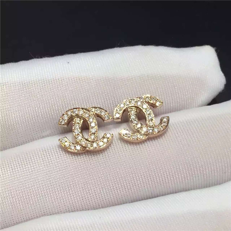 Logo Earrings in 18K Yellow Gold with Dropping Pearl Fashion Lady Jewelry Global Shipping