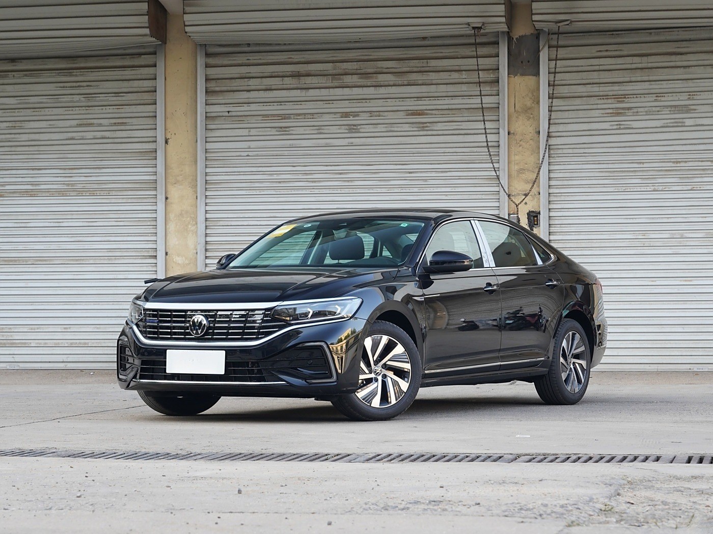 New Vw Electric Car Vehicle Volkswagen Passat Phev Plug In Hybrid Suv Left Hand