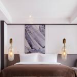 Modern Indoor Wall Sconce Glass Lamp Lighting Fixtures