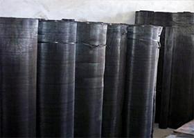 China Extruder Iron Fine Black Wire Cloth , Plastic Coated Hardware Cloth on sale