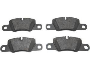 China Low Dust Auto Brake Pads With Semi - Metal / Non - Asbestos / Ceramic Material wholesale