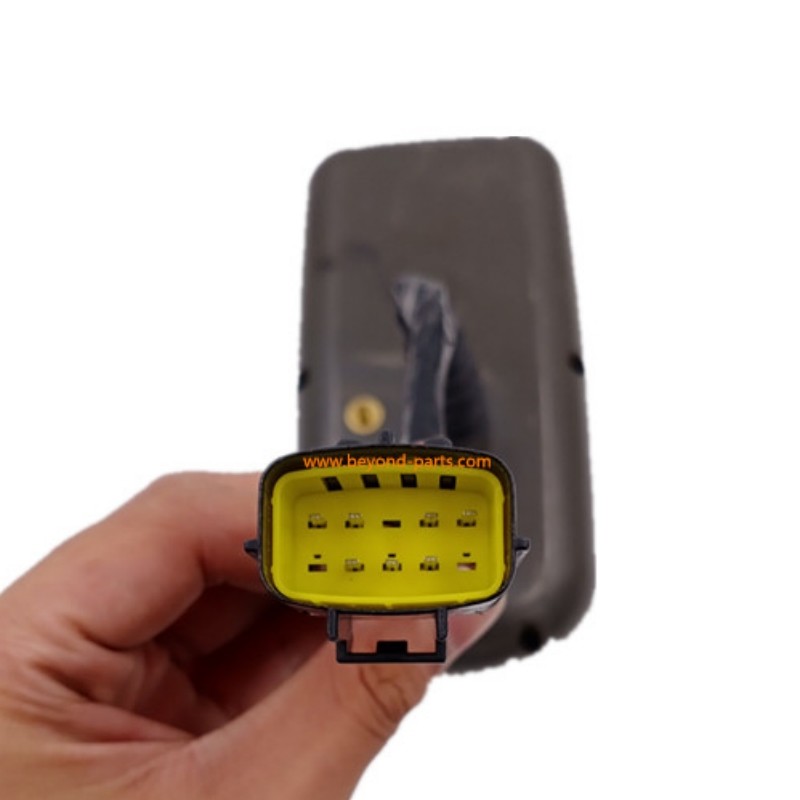 Kato HD820R Excavator Spare Parts Monitor Cluster Gauge Panel APC-200