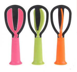 China Mulstifunctional nonstick plastic rice scoop rice washer innovated kitchen tool egg beater wholesale