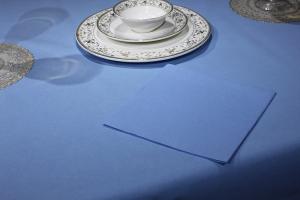 China wood pulp Waterproof 47g Luxury Paper Napkin For Party And Banquet wholesale