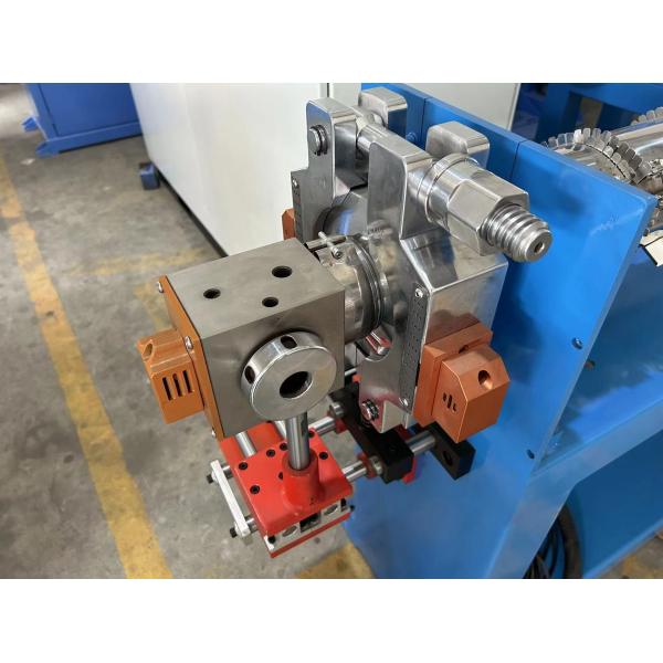 U14 Double Layer Self Center Cross Head Customized For PVC Cable