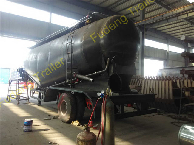 Tri axle 60cbm 40 ton 60 ton 70 ton dry silo bulk cement bulker tank trailer