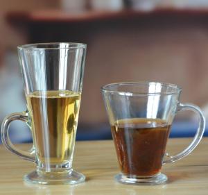 China Irish Style Machine Made Crystal Whisky Tumblers With Handle wholesale