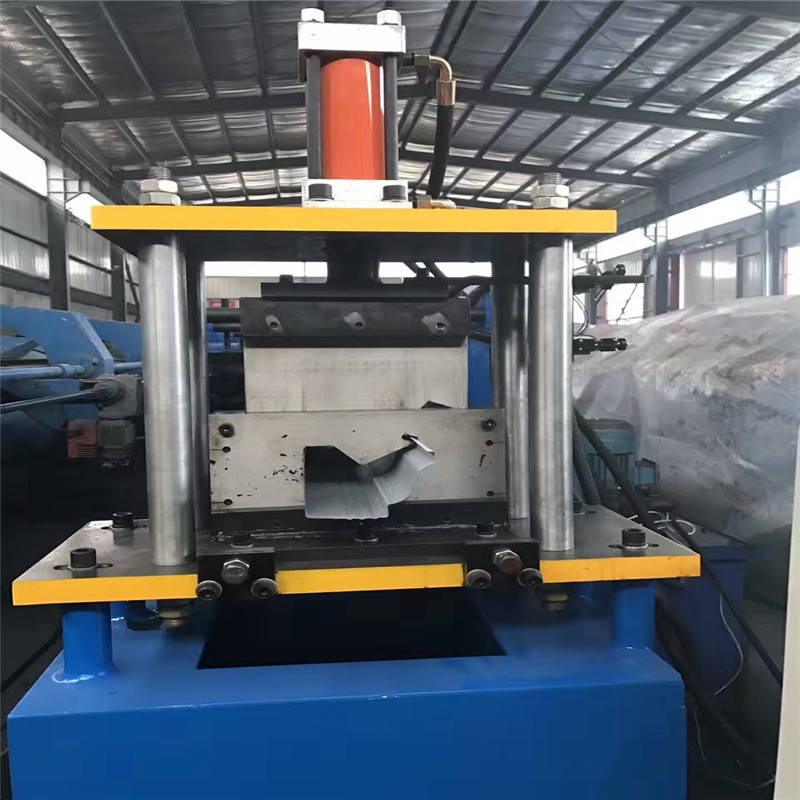 Custom Profile Steel Forward Cold Roll Forming Machine Simesion Motor