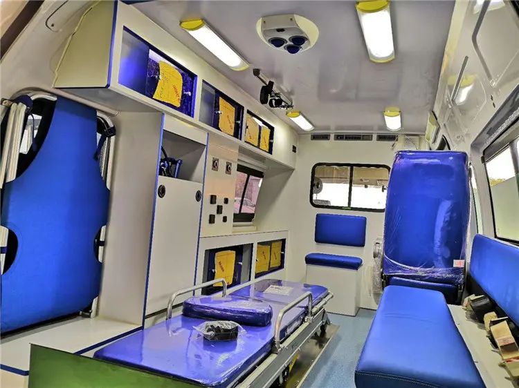 Euro 3 Ford Used Ambulance 3m - 8m Hospital Ambulance Vehicle