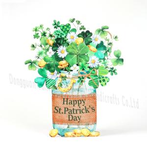 China Non-Toxic St Patrick's Day Decorations Wooden Table Sign Irish Clover Decor for Indoor Home Tabletop Decor Party Gift wholesale