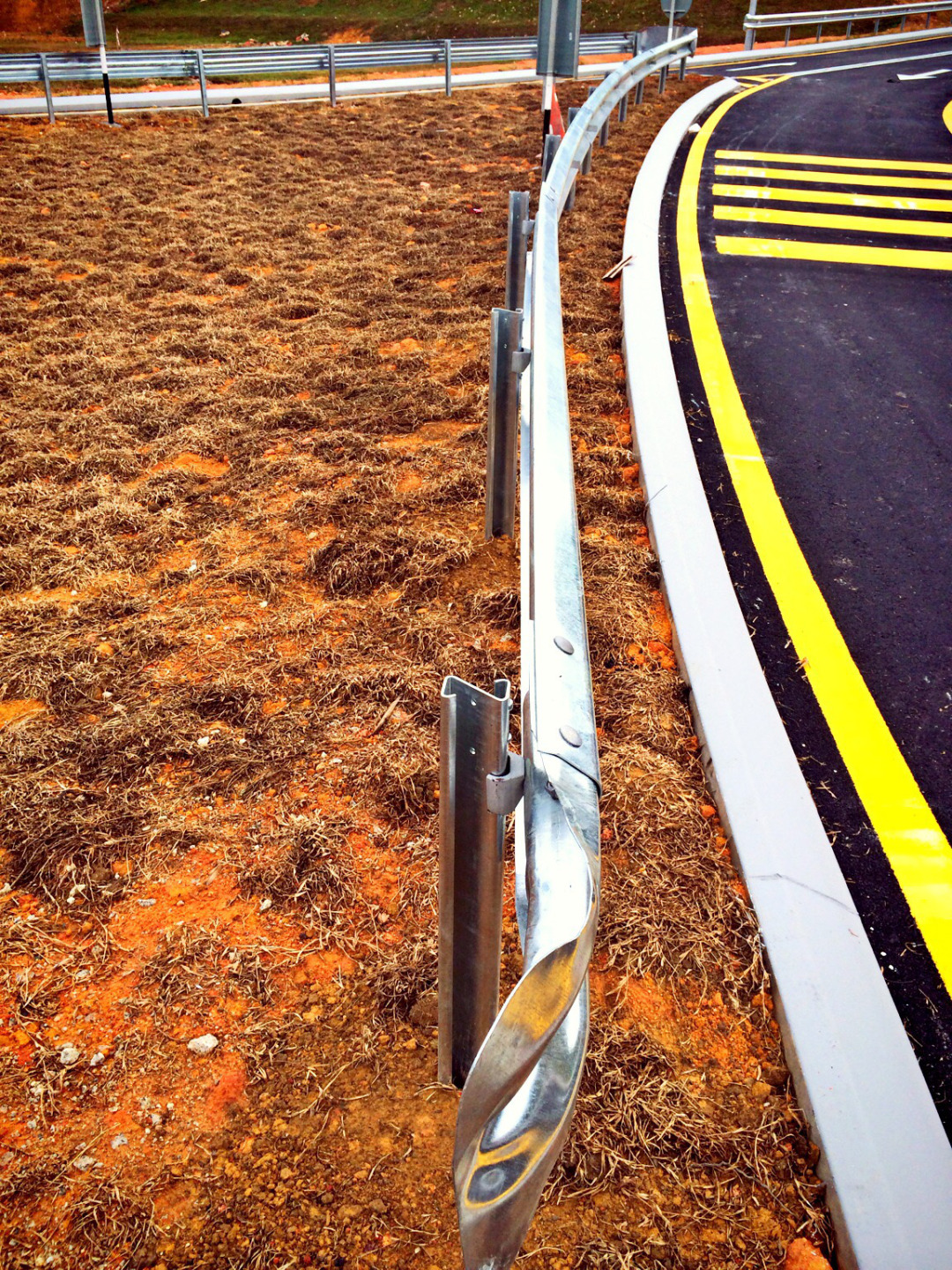 Highway Guardrail AASHTO M-180 Z Shape Posts with Durable Stainless Steel Material