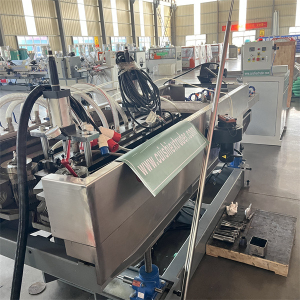 Single Wall Plastic Corrugated Pipe Extrusion Line High Capacity 8-15m/Min